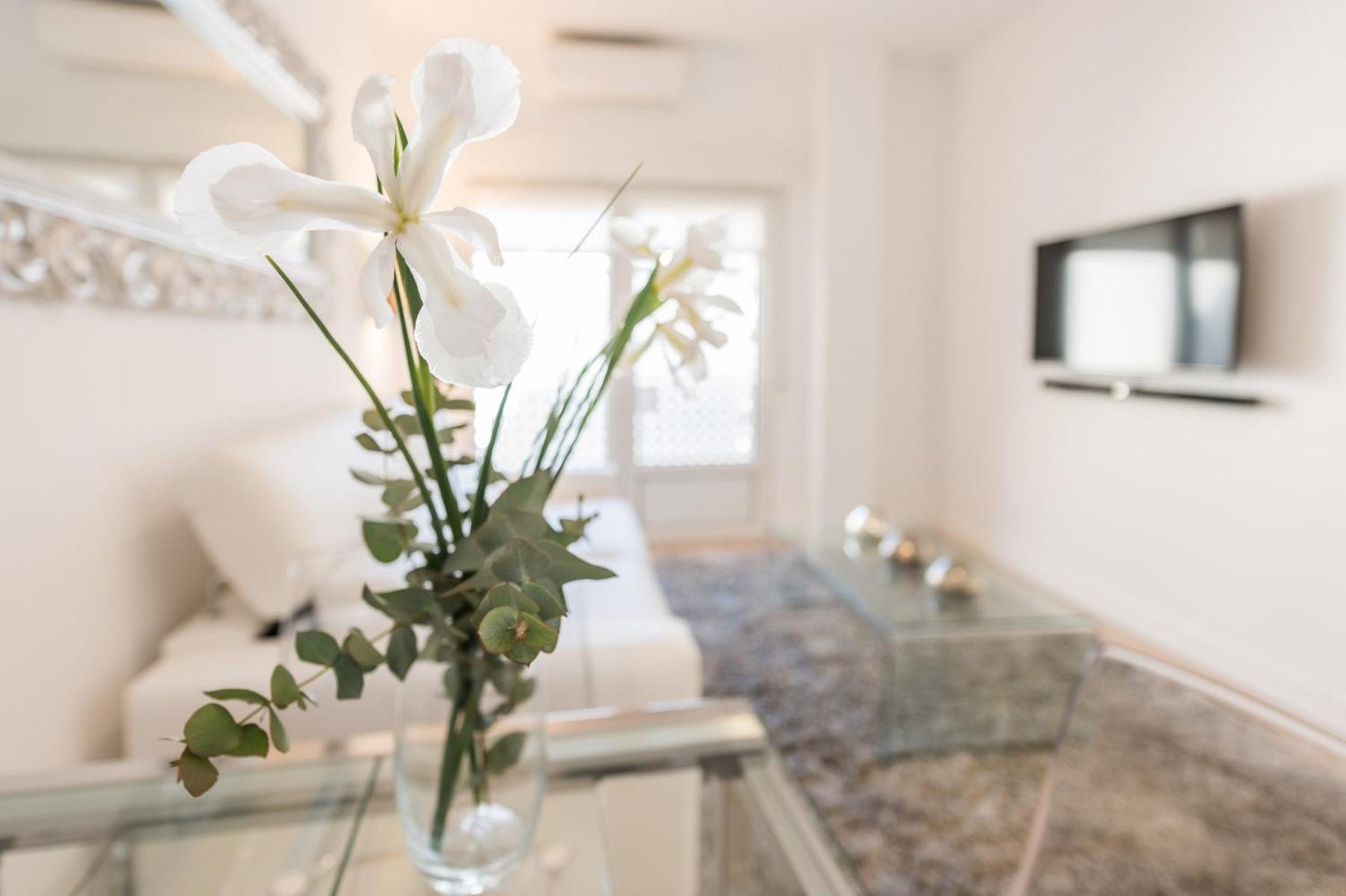 Chueca Suites Madrid Exterior photo