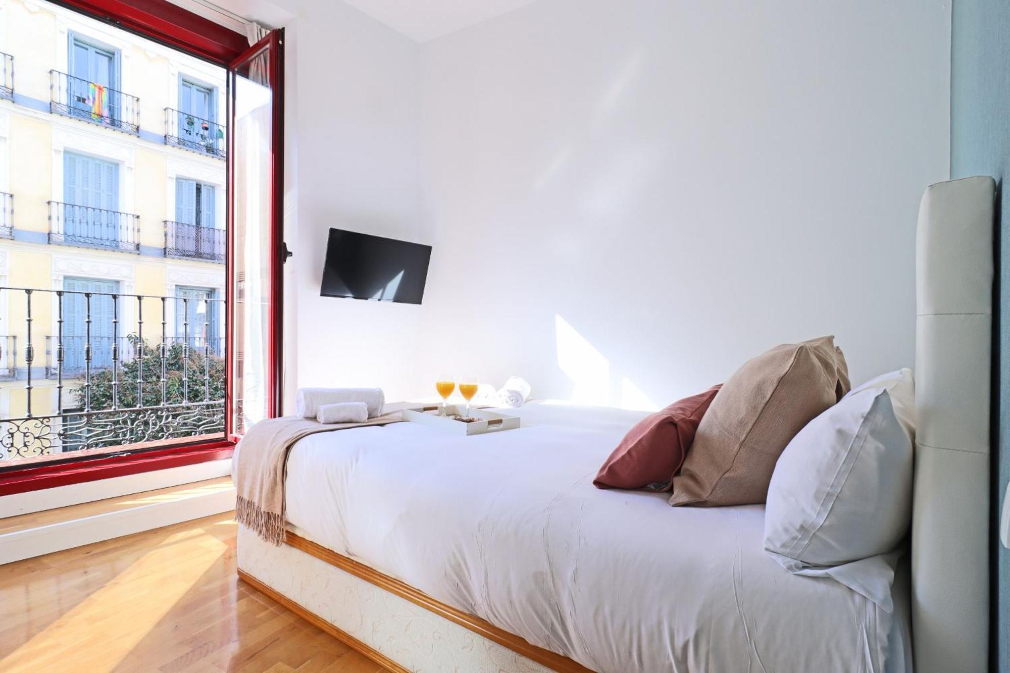 Chueca Suites Madrid Exterior photo
