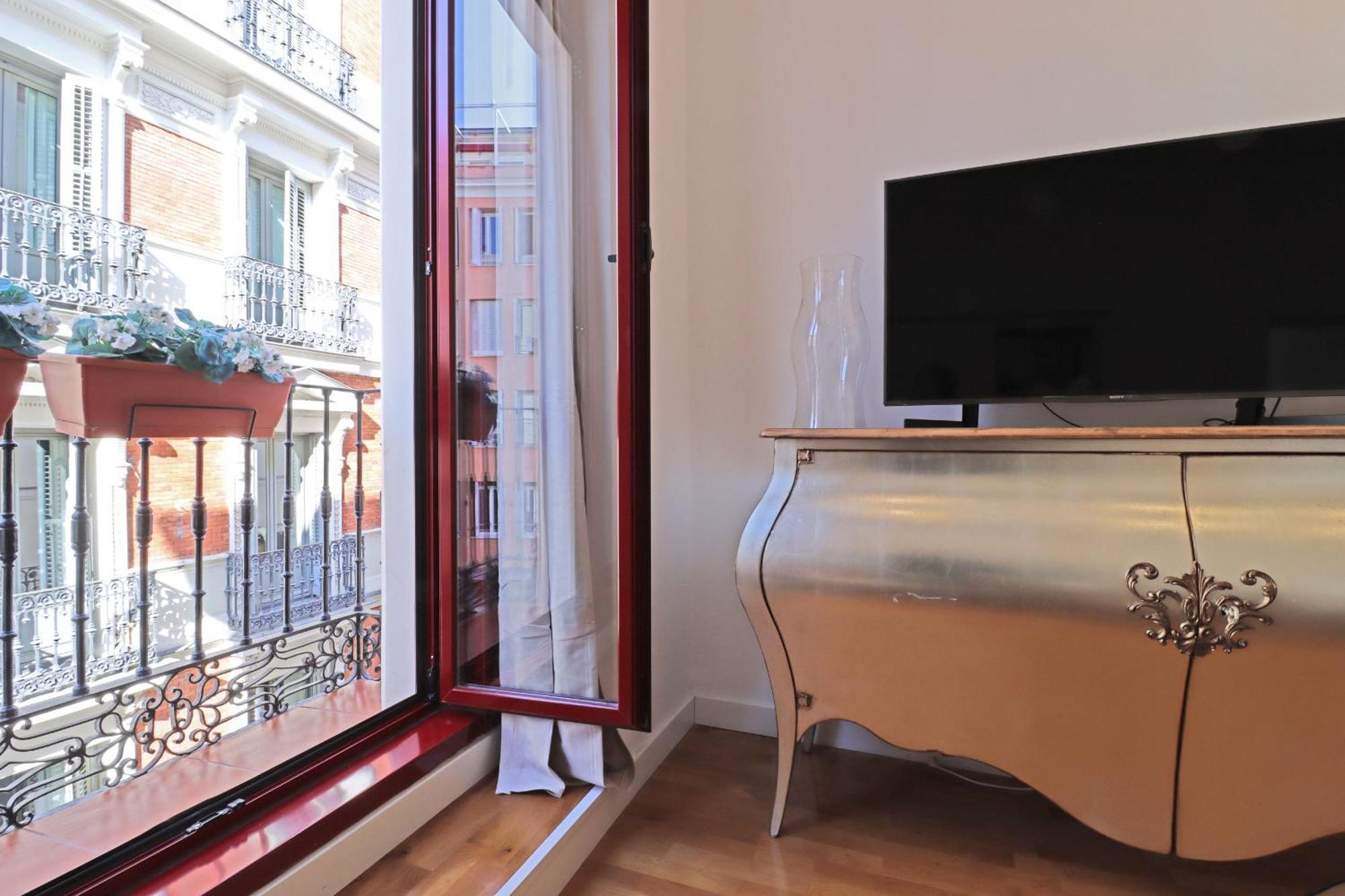 Chueca Suites Madrid Exterior photo